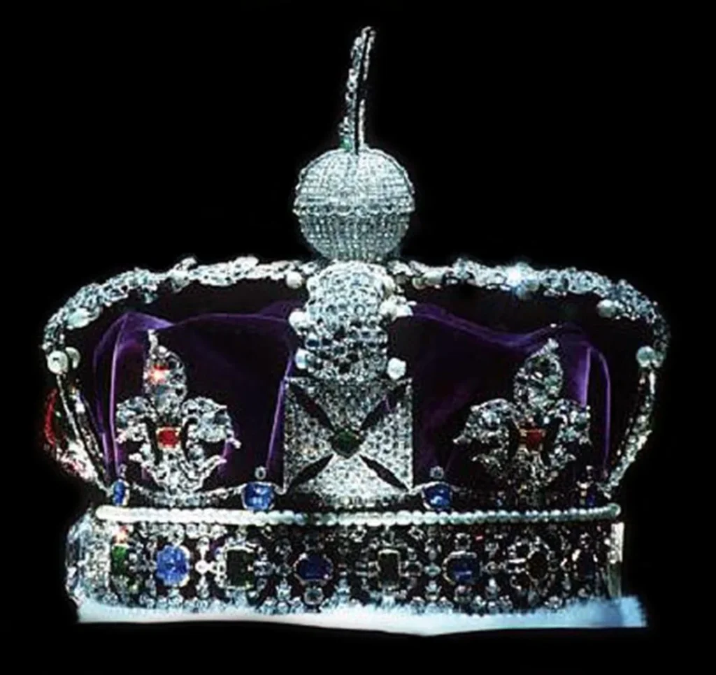 La couronne impériale d'État, l'une des pièces des joyaux de la couronne exposées à la Tour de Londres