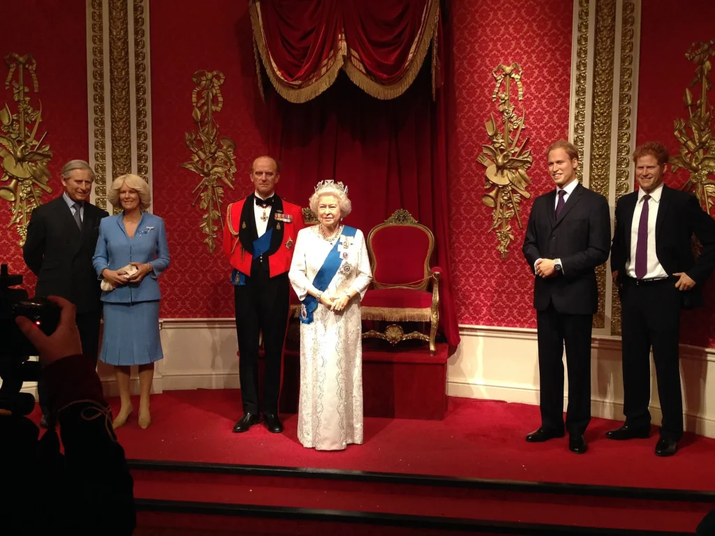 Les figures de cire de la famille royale britannique chez Madame Tussauds à Londres
